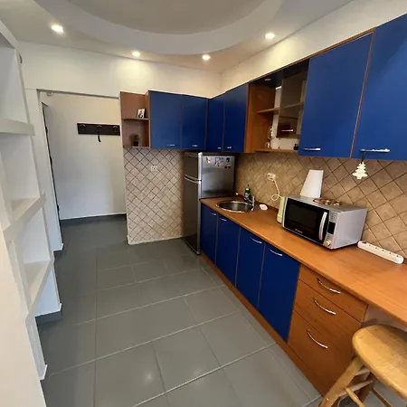 Central Comfy Studio With A Balcony In A Presitigious Area Bucureşti Exterior foto