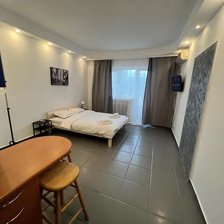 Central Comfy Studio With A Balcony In A Presitigious Area Bucureşti Exterior foto