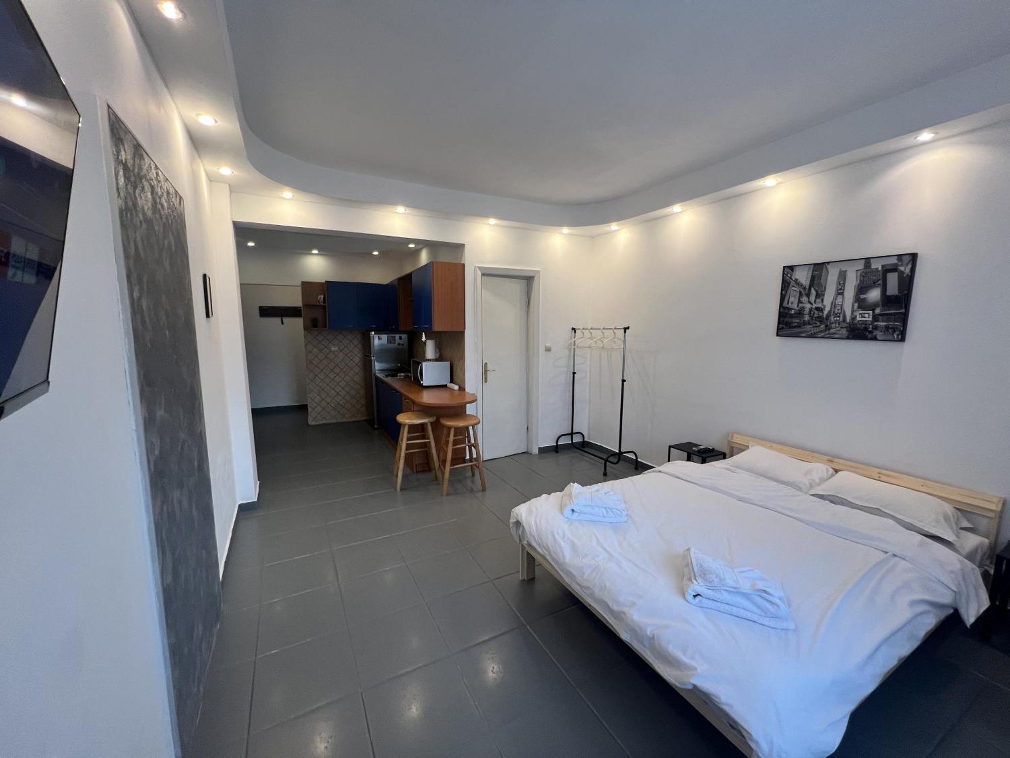 Comfy With A Balcony In A Presitigious Area Appartement
